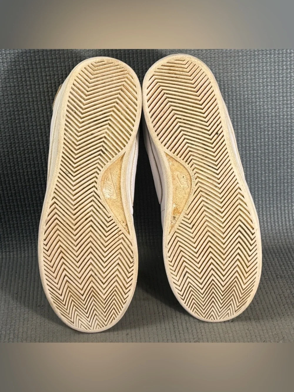 Nike Court Royale 2 Mid Triple White Women's Shoes CT1725-100 Size 8.5‎